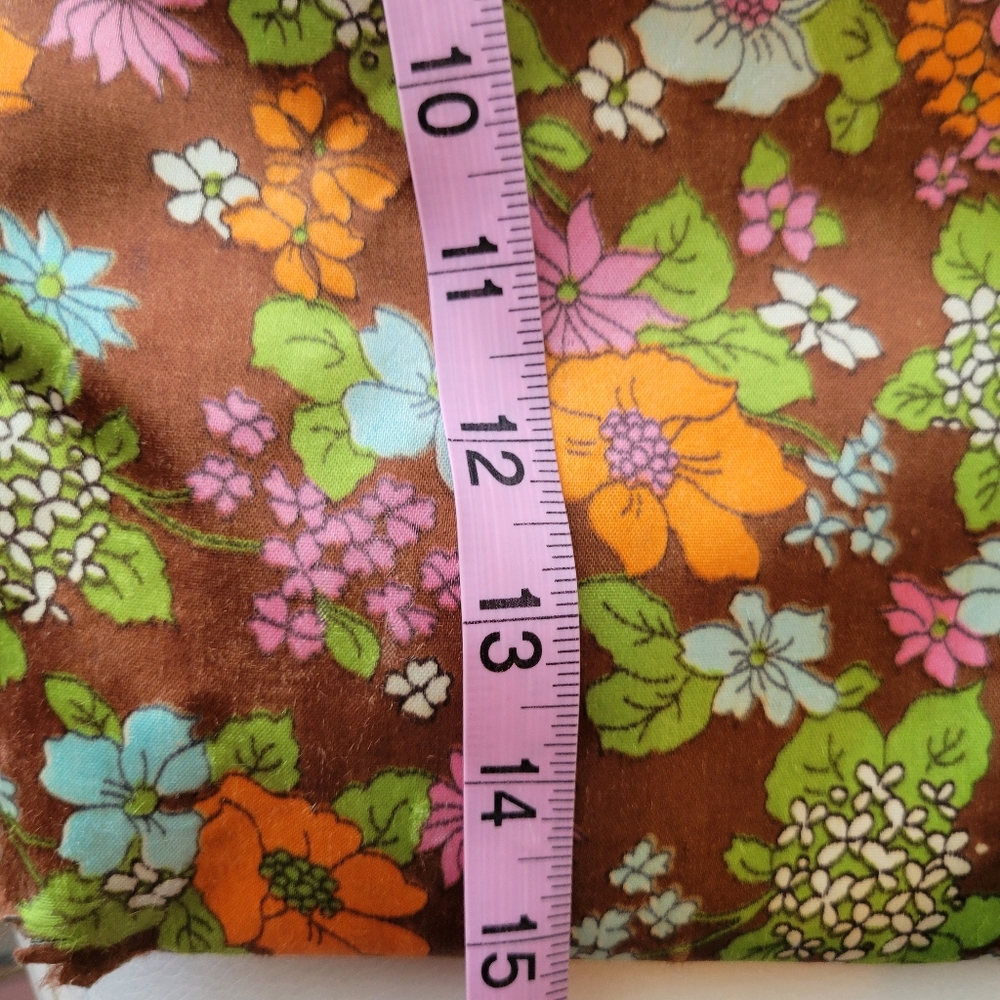 Vintage Lady's Pride Folding Floral Tote ~ Mod 1960s ~ Lucite Handles ~ Flawed - Picture 9 of 16